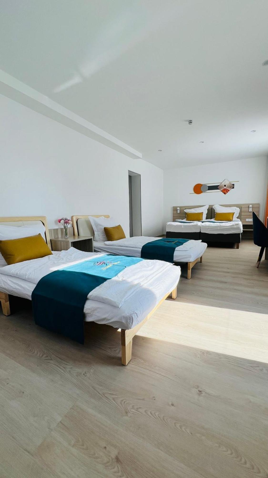 Hotel Libers Lauterbach  Ngoại thất bức ảnh
