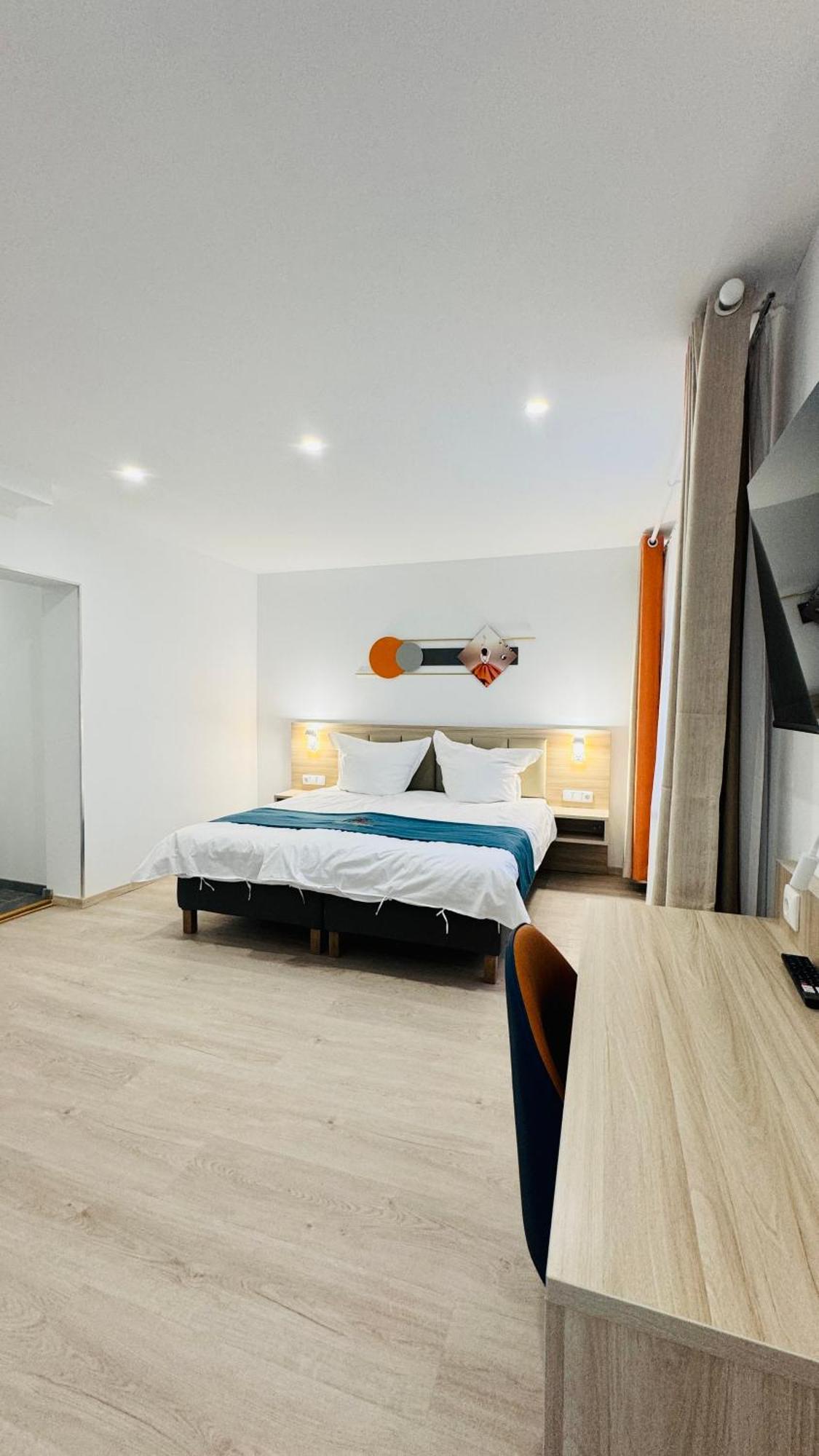 Hotel Libers Lauterbach  Ngoại thất bức ảnh