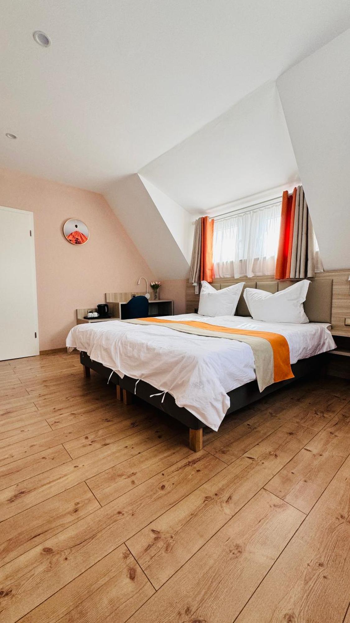 Hotel Libers Lauterbach  Ngoại thất bức ảnh