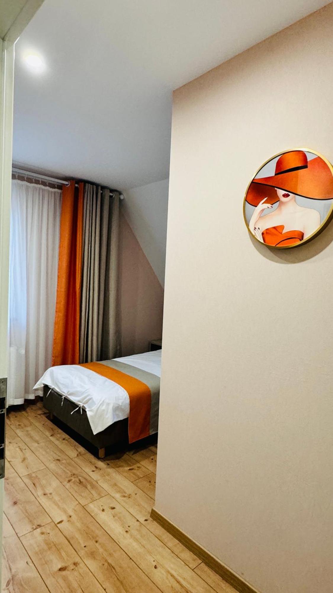 Hotel Libers Lauterbach  Ngoại thất bức ảnh